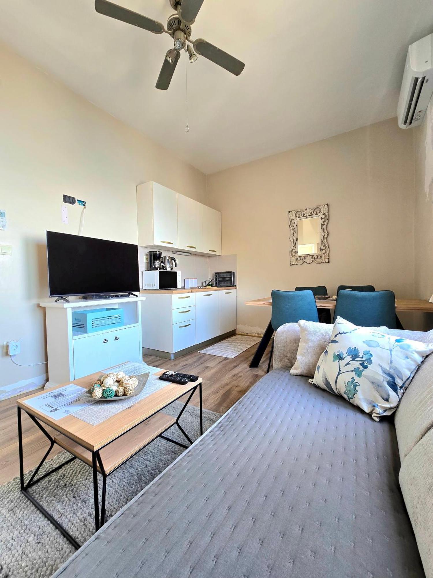 Apartments Suzy สปลิท ภายนอก รูปภาพ