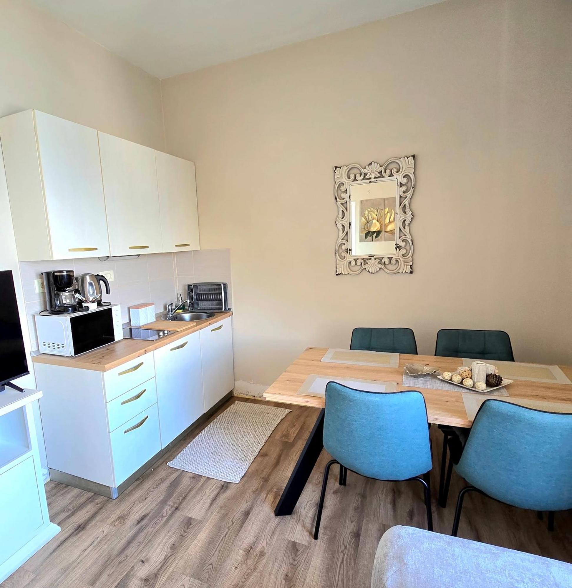 Apartments Suzy สปลิท ภายนอก รูปภาพ