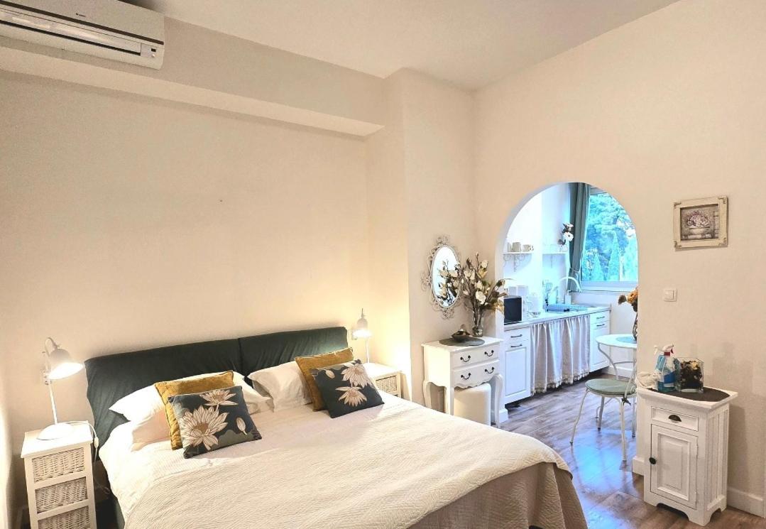Apartments Suzy สปลิท ภายนอก รูปภาพ
