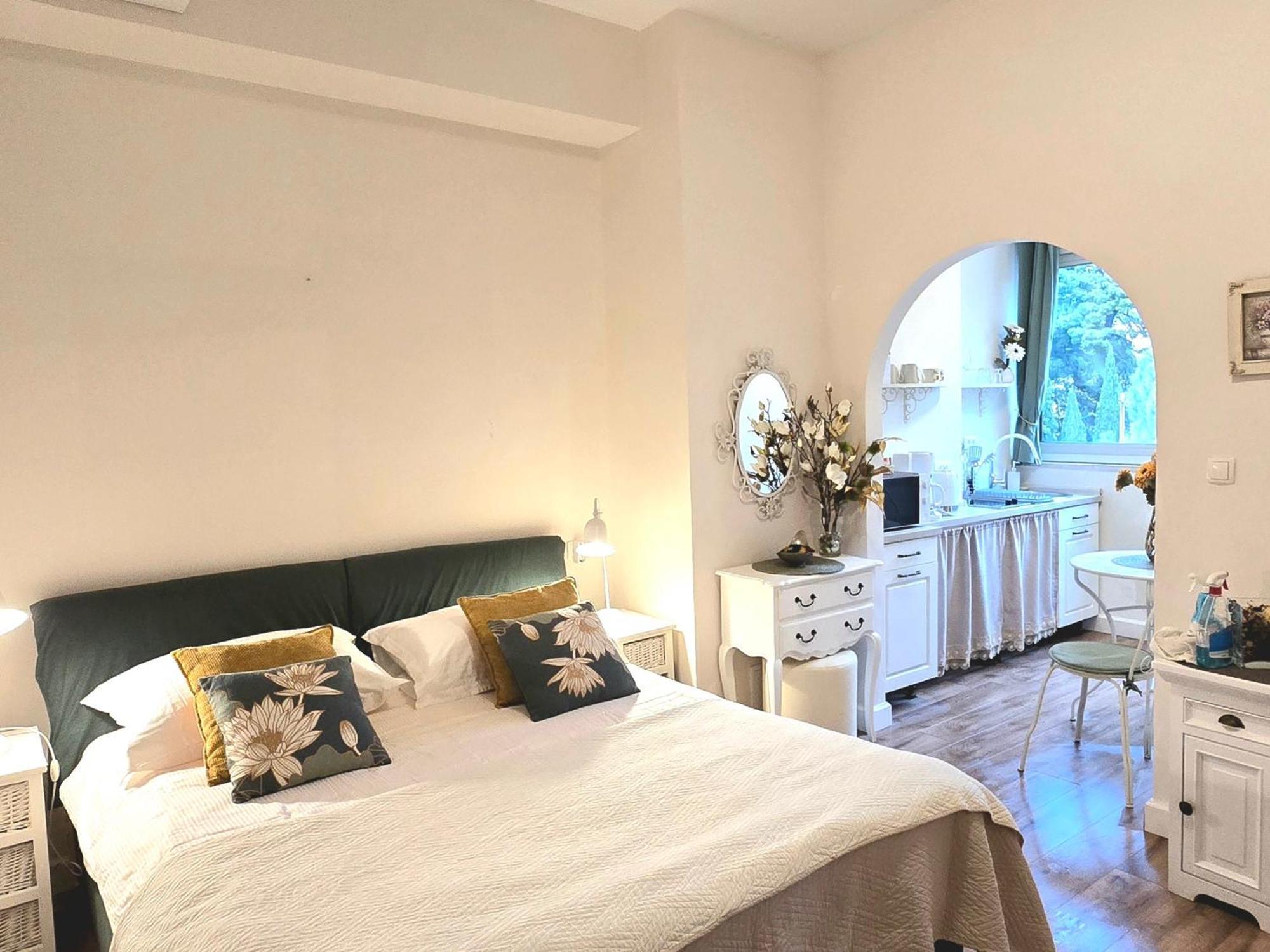 Apartments Suzy สปลิท ภายนอก รูปภาพ